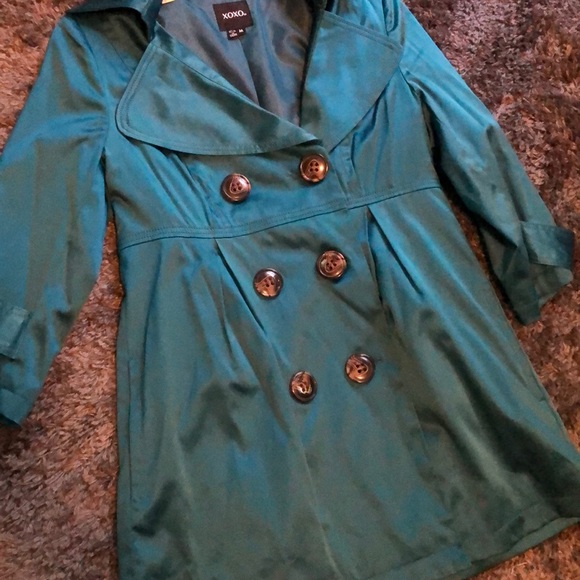Coat - Picture 4 of 4